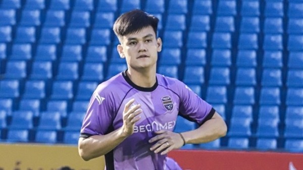 HLV Kim Sang Sik nhận tin vui từ Bùi Vĩ Hào, Hồ Tấn Tài