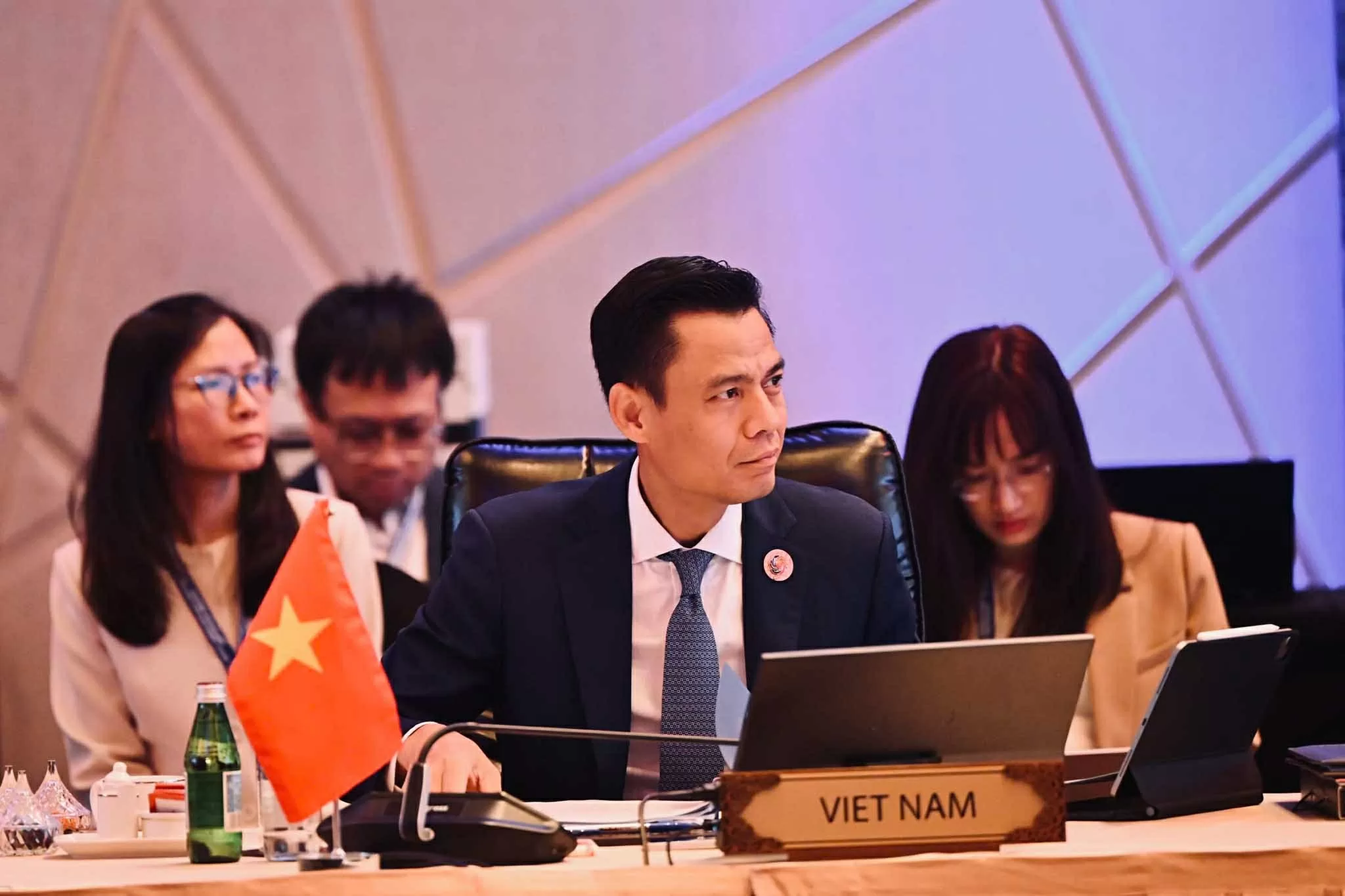 Rà soát công tác chuẩn bị cho chuỗi các Hội nghị cấp cao ASEAN và giữa ASEAN với các đối tác Rà soát công tác chuẩn bị cho chuỗi các Hội nghị cấp cao ASEAN và giữa ASEAN với các đối tác