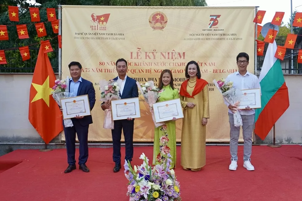 Long trọng tổ chức Lễ kỷ niệm 80 năm Quốc khánh Việt Nam tại Bulgaria Long trọng tổ chức Lễ kỷ niệm 80 năm Quốc khánh Việt Nam tại Bulgaria