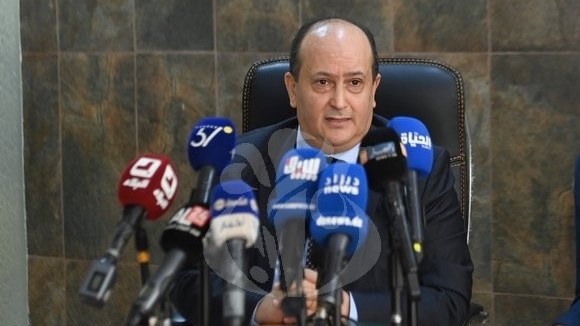 Algeria có Thủ tướng và nội các mới