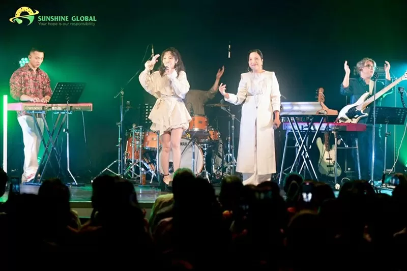 SUNSHINE GLOBAL cùng Diva Mỹ Linh mang 'Thanh âm của ký ức' đến Nhật Bản SUNSHINE GLOBAL cùng Diva Mỹ Linh mang 'Thanh âm của ký ức' đến Nhật Bản