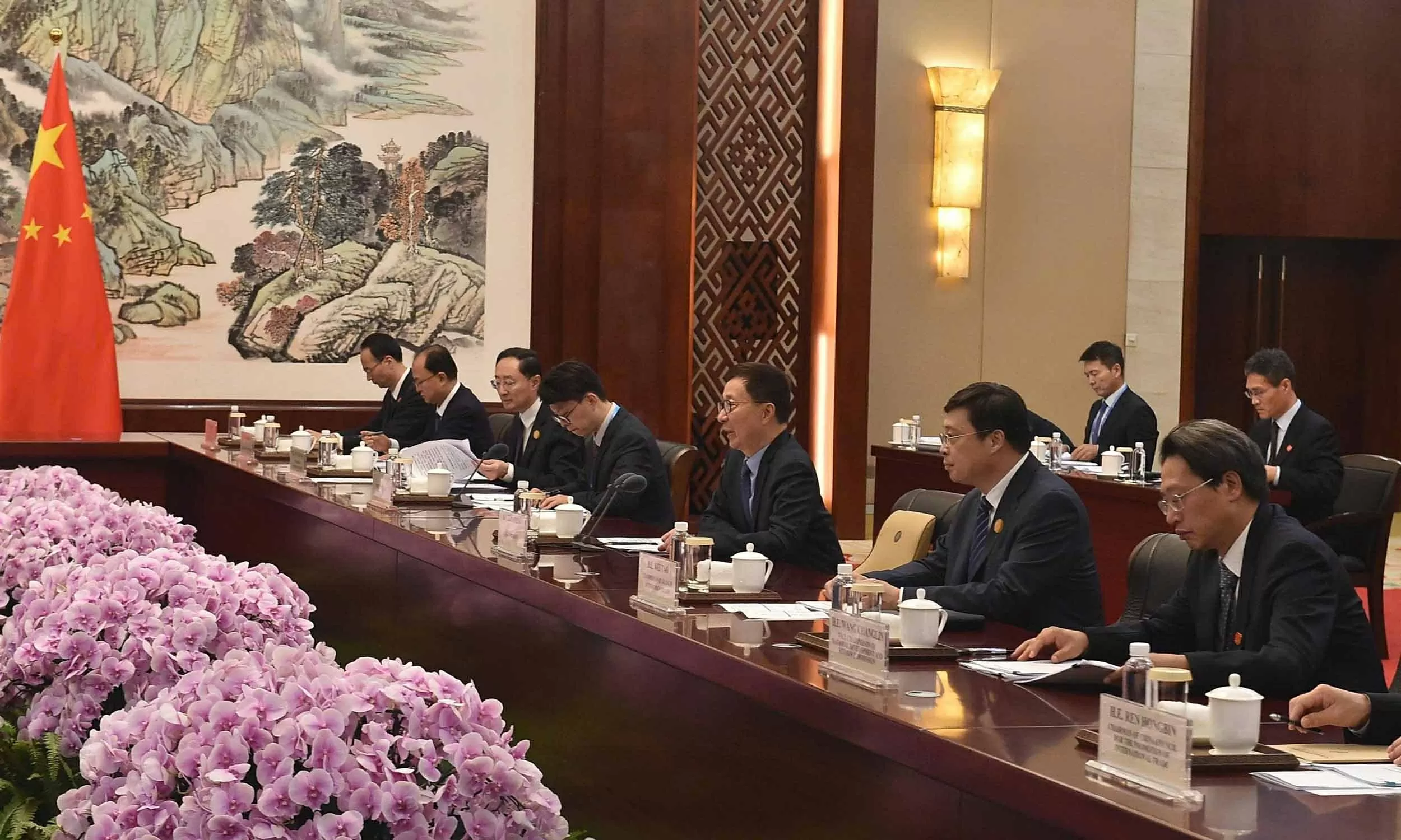 Phó Thủ tướng Mai Văn Chính hội kiến Phó Chủ tịch nước Trung Quốc Hàn Chính Phó Thủ tướng Mai Văn Chính hội kiến Phó Chủ tịch nước Trung Quốc Hàn Chính