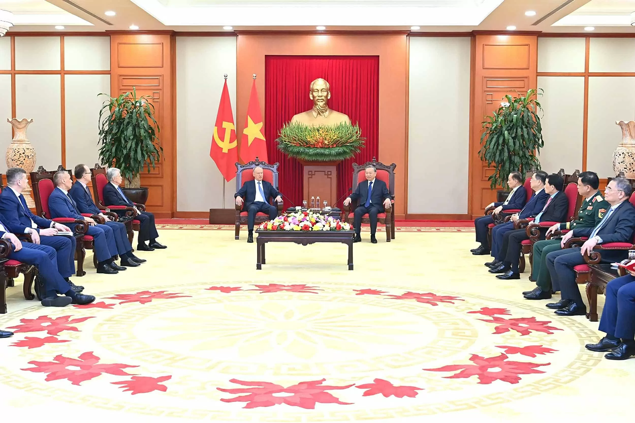 Tổng Bí thư Tô Lâm tiếp Trợ lý Tổng thống, Chủ tịch Hội đồng Biển Liên bang Nga Tổng Bí thư Tô Lâm tiếp Trợ lý Tổng thống, Chủ tịch Hội đồng Biển Liên bang Nga