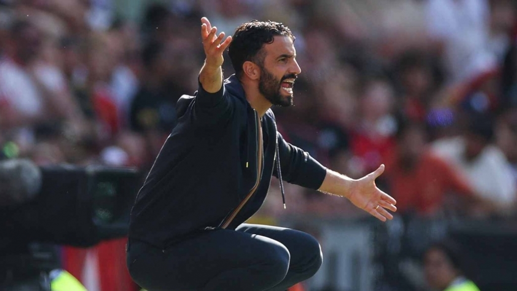 Thế lực bóng đá lớn ở Bồ Đào Nha muốn kéo HLV Ruben Amorim rời MU