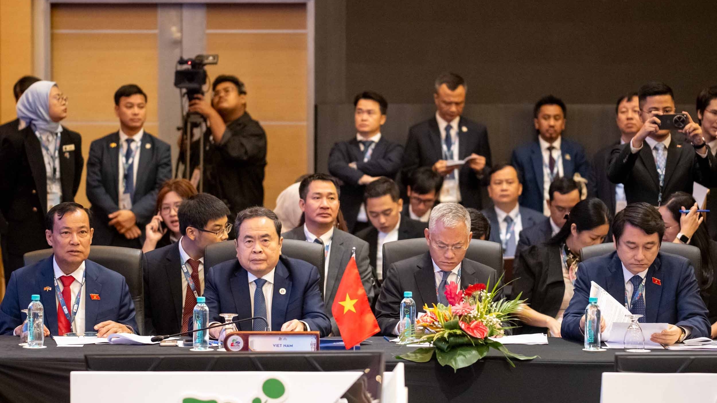 Sát cánh vì mái nhà chung bền vững và bao trùm