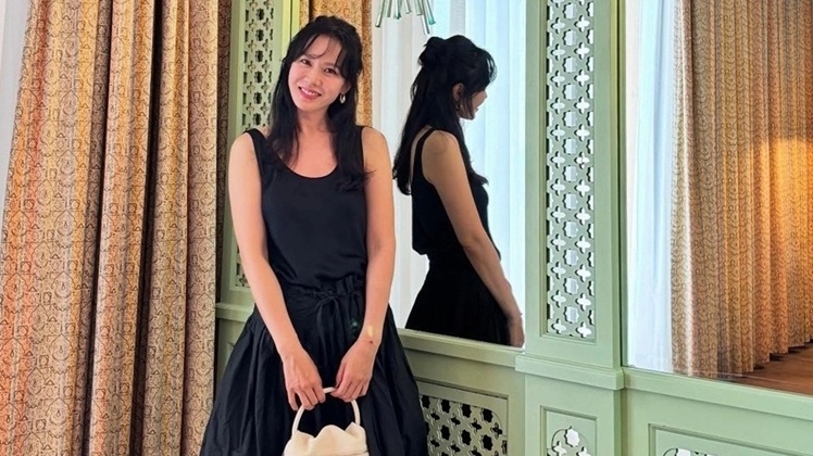 Son Ye Jin chuộng kiểu tóc buộc nửa đầu từ sự kiện sang trọng đến cuộc sống thường ngày