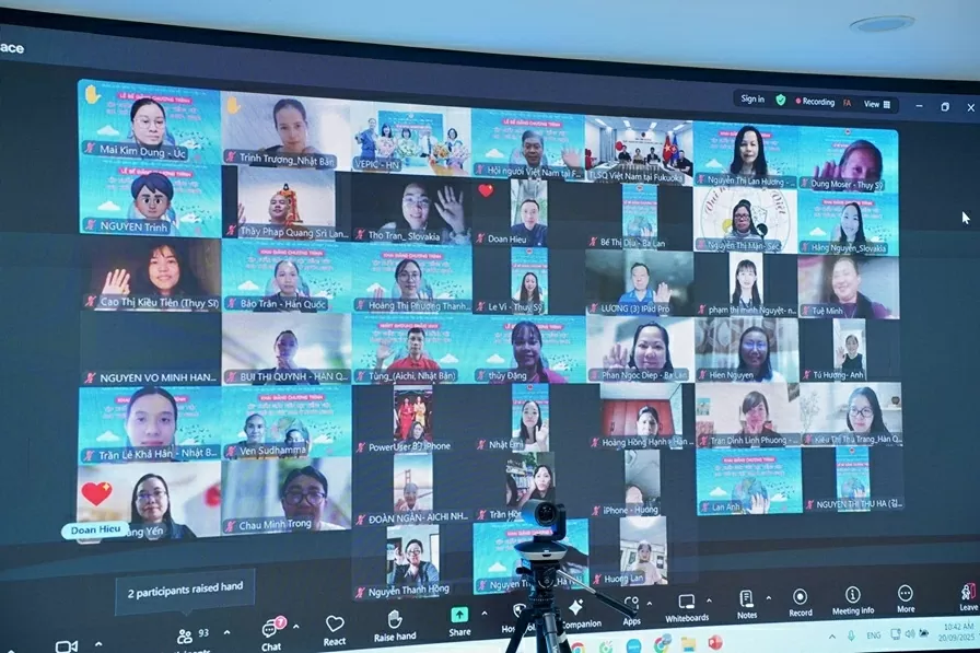 Bế mạc khóa tập huấn 'Phương pháp giảng dạy tiếng Việt cho trẻ em Việt Nam ở nước ngoài'