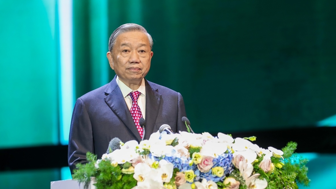 Tổng Bí thư tặng Petrovietnam 8 chữ vàng