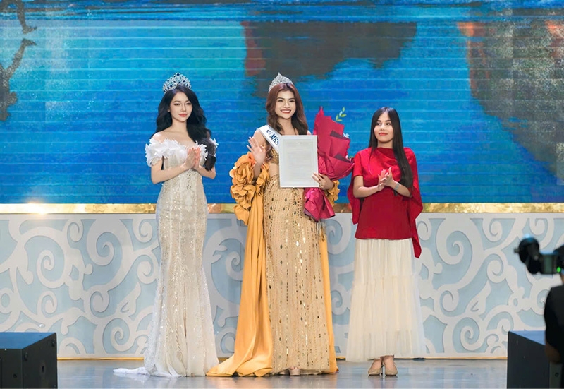 Hoa hậu Mạc Minh đại diện cho Việt Nam tham dự Mrs Tourism 2025 tại Dubai Hoa hậu Mạc Minh đại diện cho Việt Nam tham dự Mrs Tourism 2025 tại Dubai