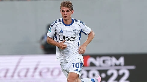 Cựu sao Real Madrid Nico Paz giành 3 danh hiệu sau 4 trận tại Serie A