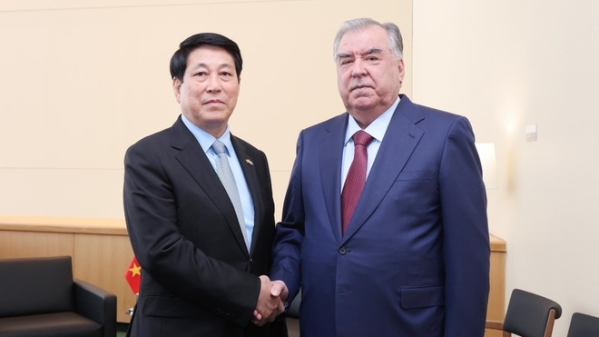 Chủ tịch nước Lương Cường gặp Tổng thống Tajikistan