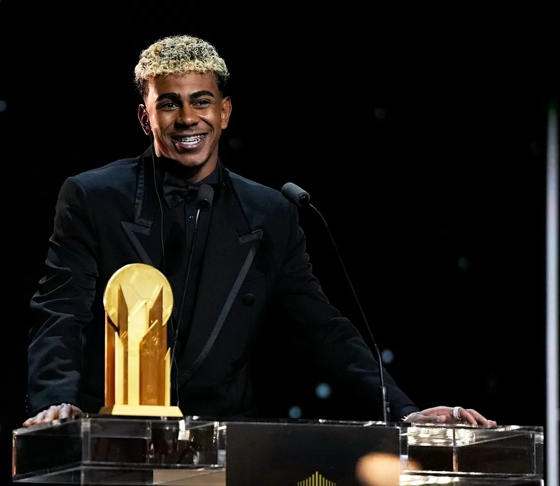 Lần thứ hai đoạt giải Kopa, Lamine Yamal đi vào lịch sử Lần thứ hai đoạt giải Kopa, Lamine Yamal đi vào lịch sử