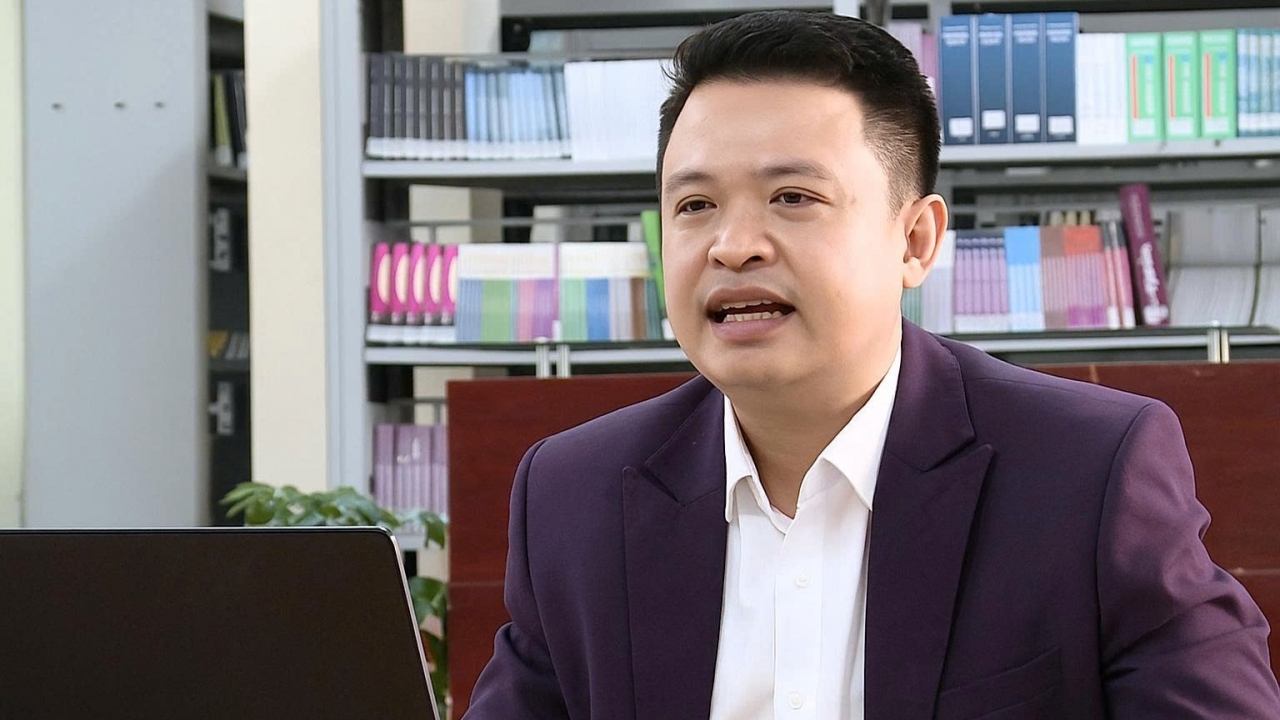 Từ vụ việc 'lùm xùm' học sinh có hành vi sai trái với giáo viên: Cần bảo vệ uy tín, vị thế nhà giáo