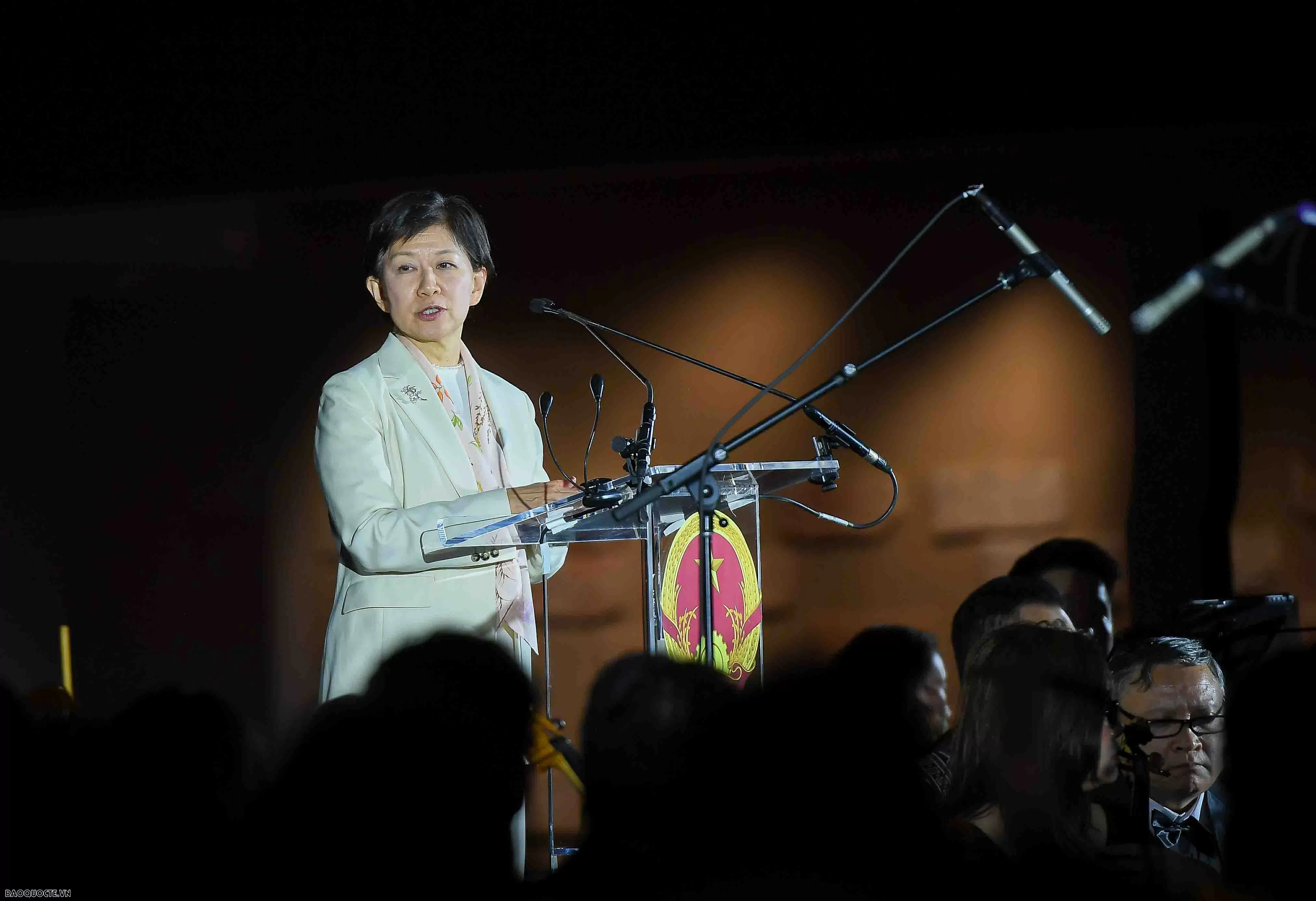 Việt Nam chung tay cùng bạn bè quốc tế kiến tạo môi trường hoà bình, ổn định và phát triển bền vững Việt Nam chung tay cùng bạn bè quốc tế kiến tạo môi trường hoà bình, ổn định và phát triển bền vững