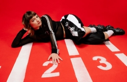 Zélie – hiện tượng mới của pop-rock Pháp lưu diễn tại Việt Nam