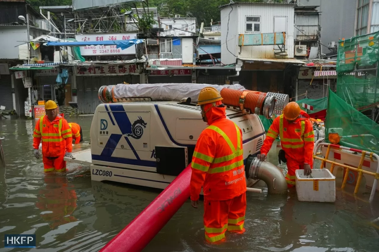 Hình ảnh siêu bão Ragasa càn quét Philippines  và Trung Quốc