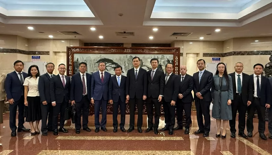 Việt Nam - Trung Quốc Việt Nam - Trung Quốc