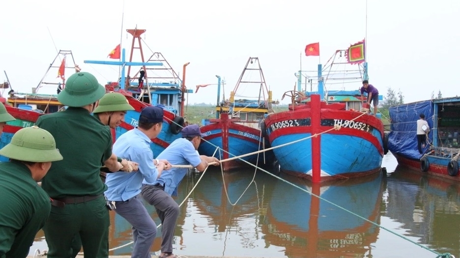 Bão số 10 mạnh lên, Chính phủ yêu cầu tập trung ứng phó mưa lũ, sạt lở đất