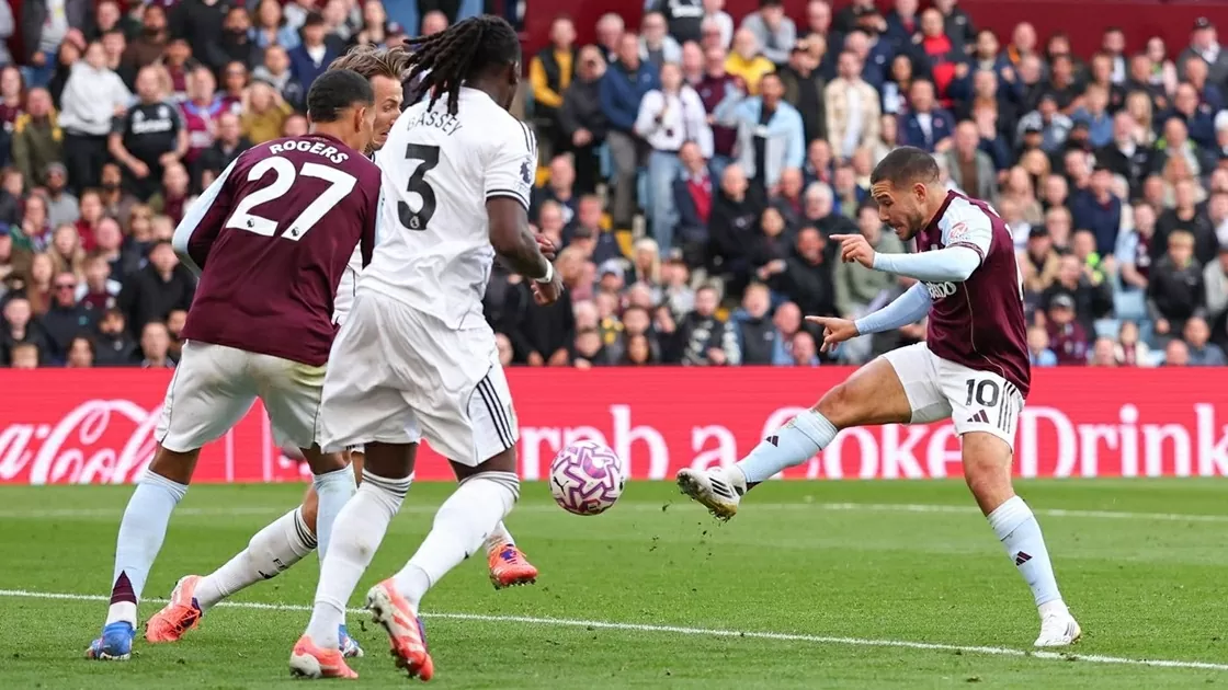 Aston Villa giành chiến thắng đầu tiên ở Ngoại hạng Anh 2025/26 Aston Villa giành chiến thắng đầu tiên ở Ngoại hạng Anh 2025/26