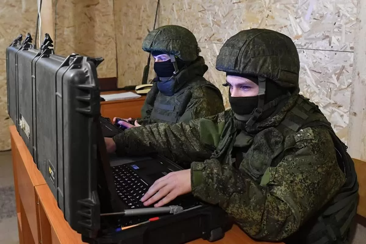 Cuộc chiến từ trong bóng tối Cuộc chiến từ trong bóng tối