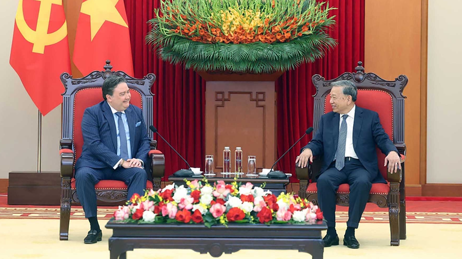 Tổng Bí thư Tô Lâm tiếp Đại sứ Hoa Kỳ Marc Knapper