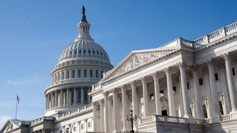 Mỹ: Các gia đình có thu nhập dưới 100.000 USD sẽ được nhận séc hoàn thuế 2.000 USD