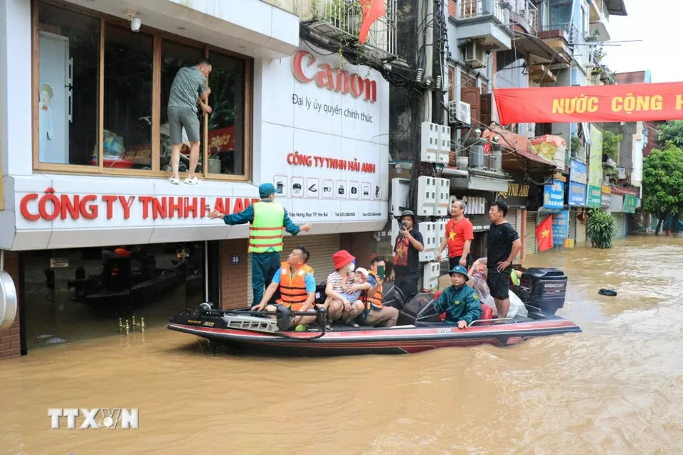 Cận cảnh nhiều nơi ở Lào Cai ngập lụt Cận cảnh nhiều nơi ở Lào Cai ngập lụt