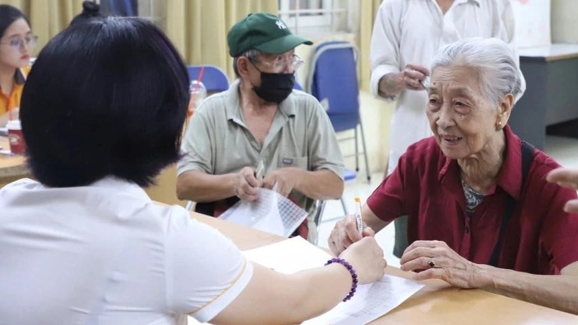 Lịch chi trả lương hưu hàng tháng mới nhất tháng 10/2025