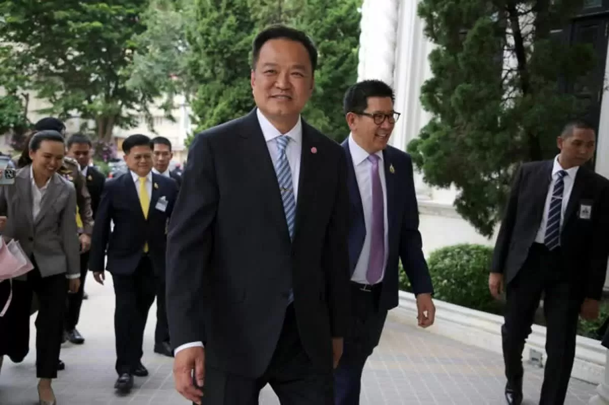 Tân Thủ tướng Thái Lan cam kết giải quyết xung đột biên giới, công bố chính sách kinh tế nhanh chóng thắng lớn Tân Thủ tướng Thái Lan cam kết giải quyết xung đột biên giới, công bố chính sách kinh tế nhanh chóng thắng lớn