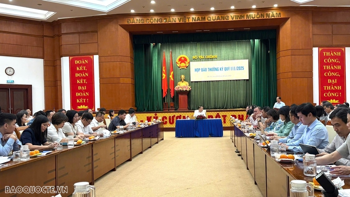 Nâng hạng thị trường chứng khoán là bước khởi đầu, Việt Nam còn phải hướng đến những bước cao hơn