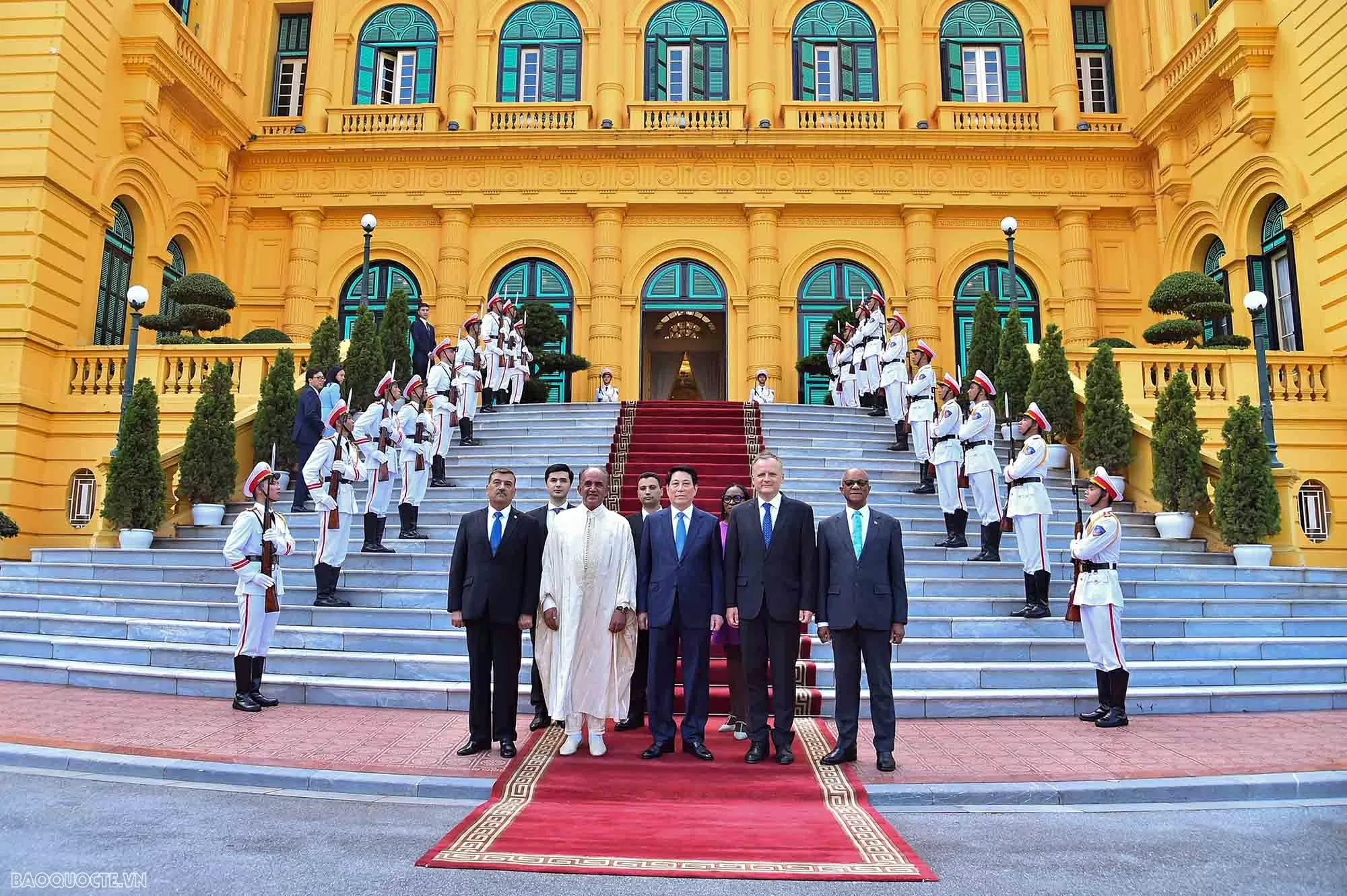 Chủ tịch nước Lương Cường tiếp các Đại sứ nước ngoài trình Quốc thư Chủ tịch nước Lương Cường tiếp Đại sứ các nước trình Quốc thư