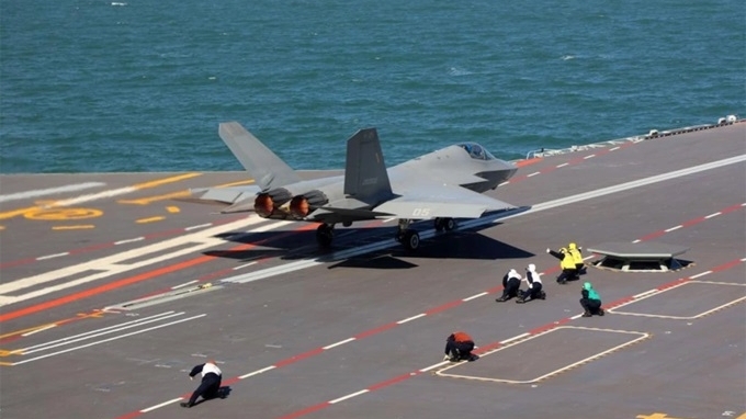 Trung Quốc tiến gần hơn tới công nghệ tàu sân bay của Mỹ