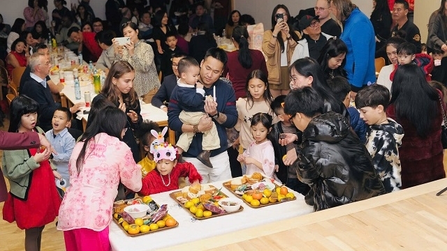 Cộng đồng người Việt tại Áo rộn ràng đón Tết Trung Thu 2025