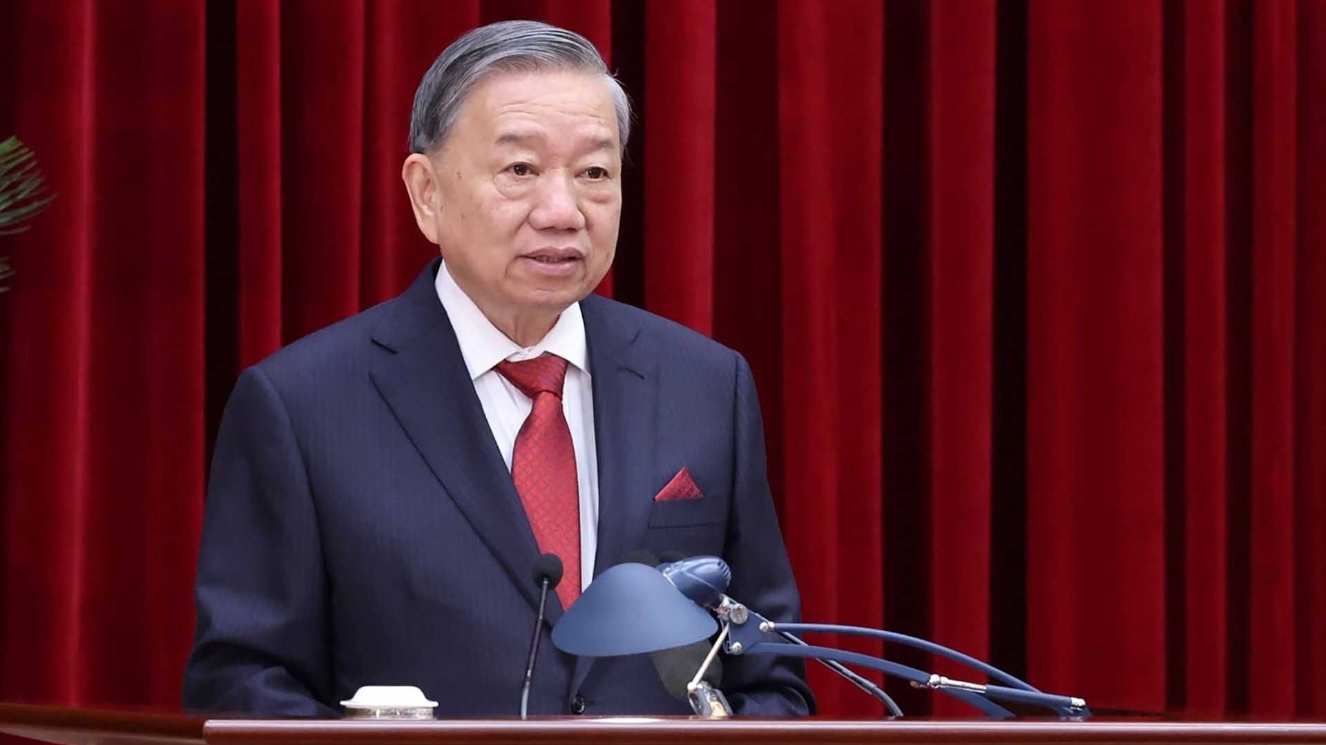 Tổng Bí thư Tô Lâm gửi thư thăm hỏi, động viên đồng bào, cán bộ, chiến sỹ trên cả nước đang ứng phó, khắc phục hậu quả thiên tai