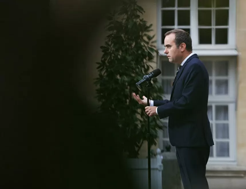 Vừa công bố nội các, Thủ tướng Pháp bất ngờ từ chức, nội tình là gì? (Nguồn: EPA) Vừa công bố nội các, Thủ tướng Pháp bất ngờ từ chức, nội tình là gì? (Nguồn: EPA)