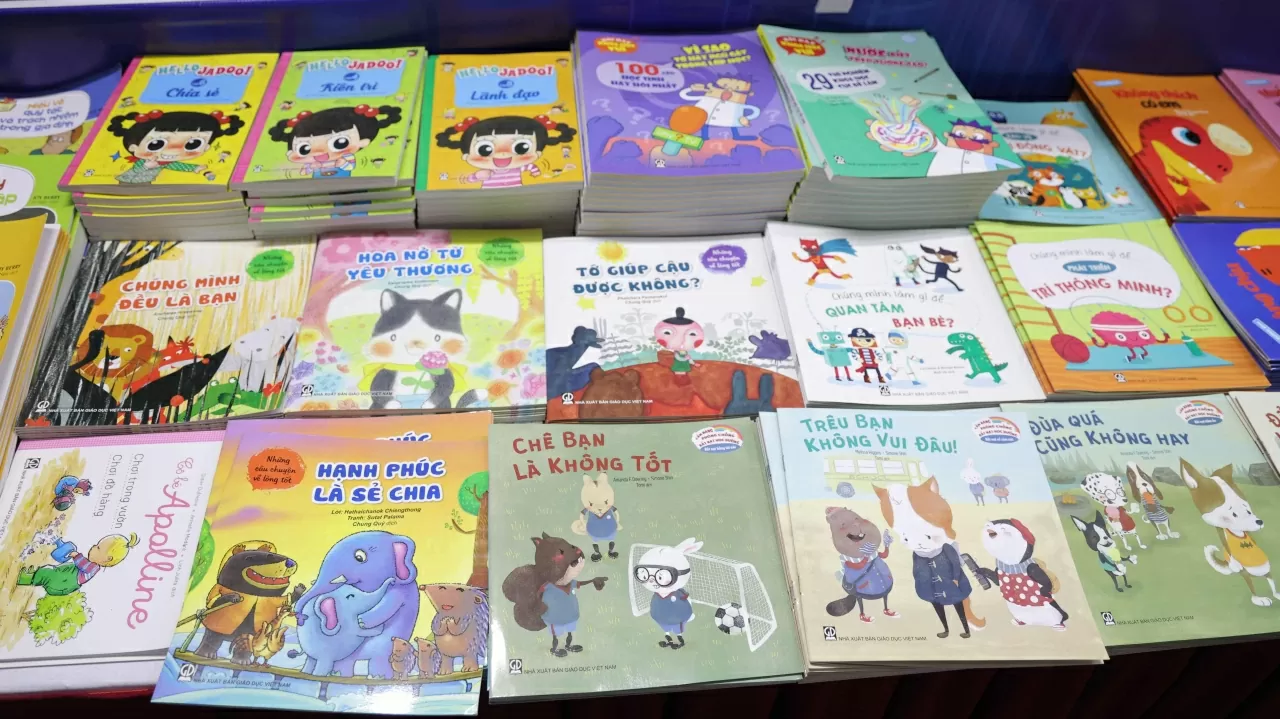 Nhà xuất bản Giáo dục Việt Nam nâng tầm văn hóa đọc tại Hội sách Hà Nội Nhà xuất bản Giáo dục Việt Nam nâng tầm văn hóa đọc tại Hội sách Hà Nội