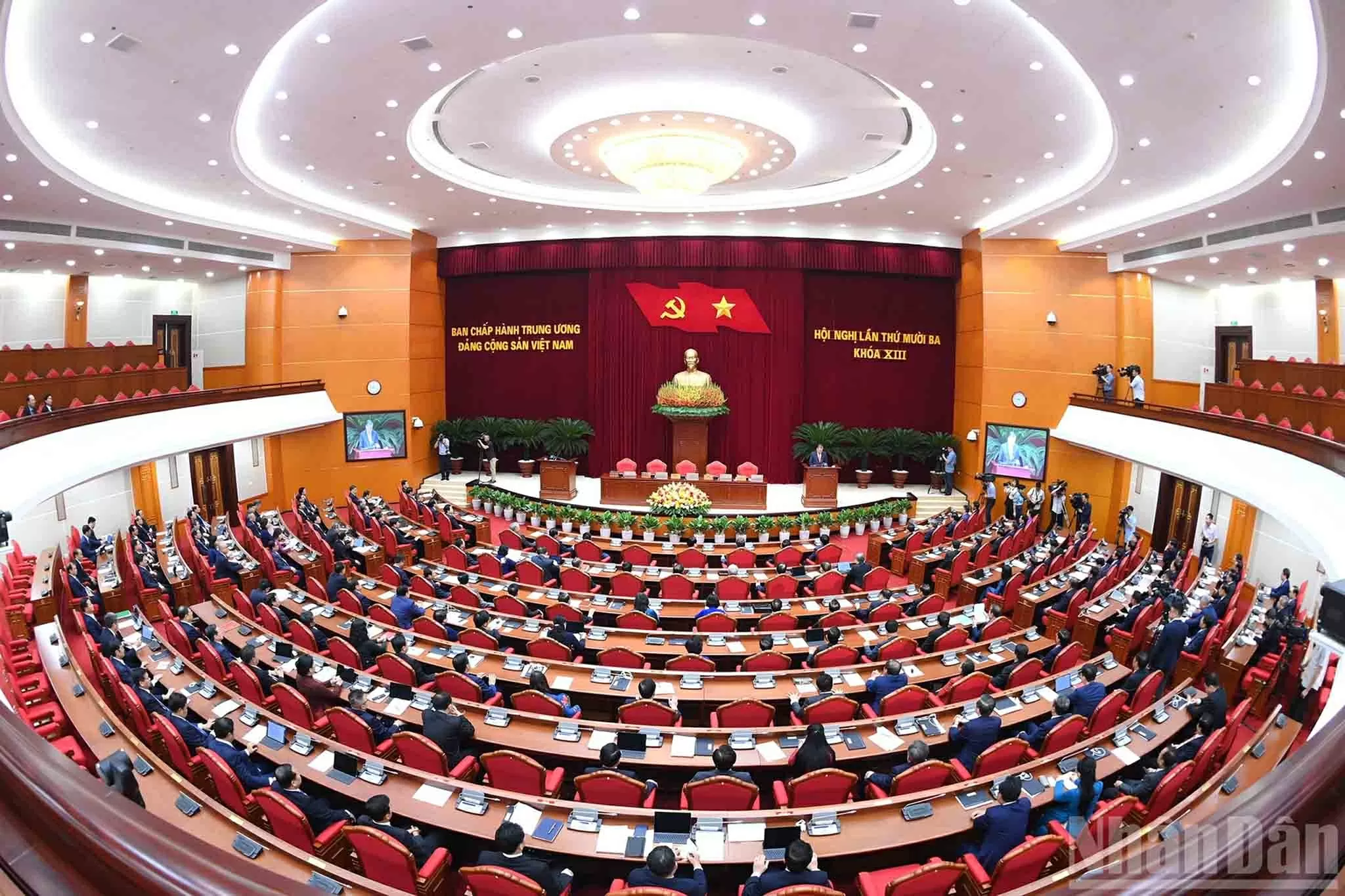 Quang cảnh phiên bế mạc Hội nghị. (Nguồn: Báo Nhân dân) Quang cảnh phiên bế mạc Hội nghị. (Nguồn: Báo Nhân dân)