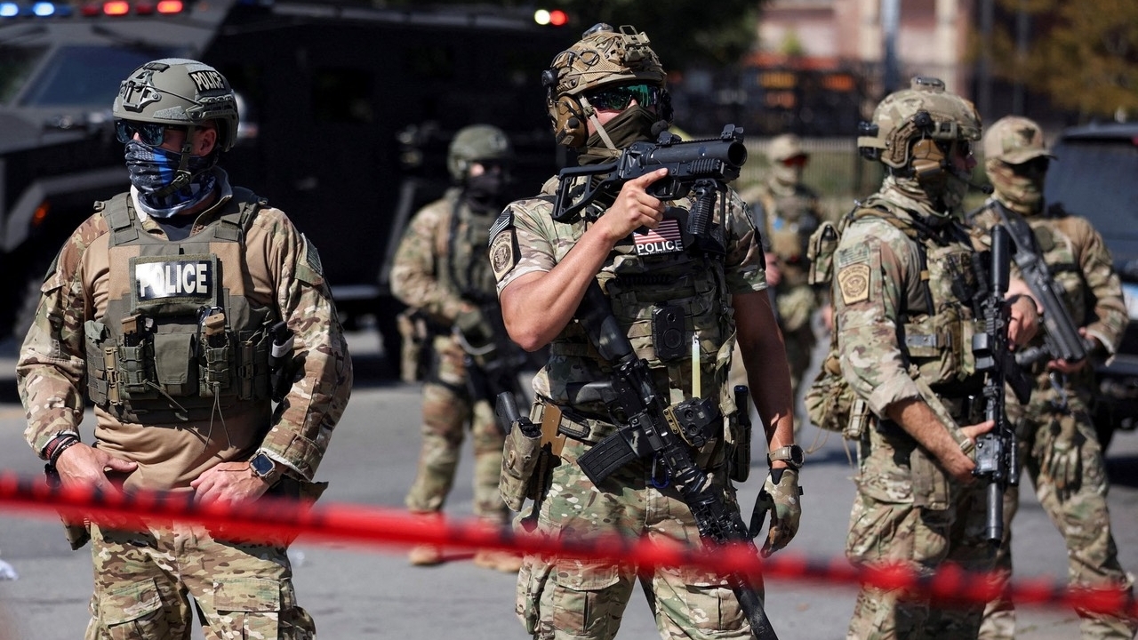 500 Vệ binh quốc gia Mỹ tiến vào Chicago sau lời kêu gọi của Tổng thống Trump