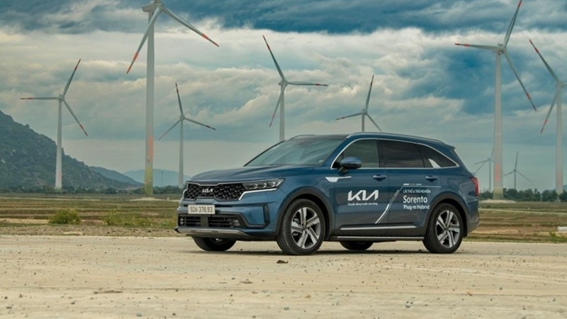 Loạt xe hybrid đua nhau giảm giá trong tháng 10/2025 tại Việt Nam