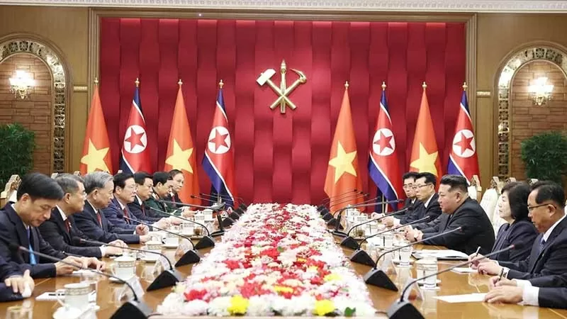 Tổng Bí thư Tô Lâm hội đàm với Tổng Bí thư, Chủ tịch Quốc vụ Triều Tiên Kim Jong Un Tổng Bí thư Tô Lâm hội đàm với Tổng Bí thư, Chủ tịch Quốc vụ Triều Tiên Kim Jong Un