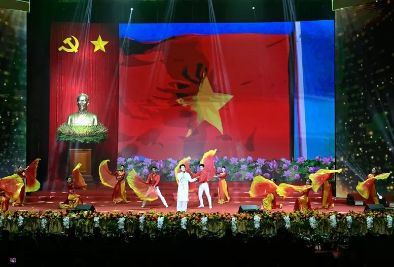 Thủ tướng Chính phủ Phạm Minh Chính chủ trì phiên trù bị của Đại hội Đảng bộ Chính phủ lần thứ nhất