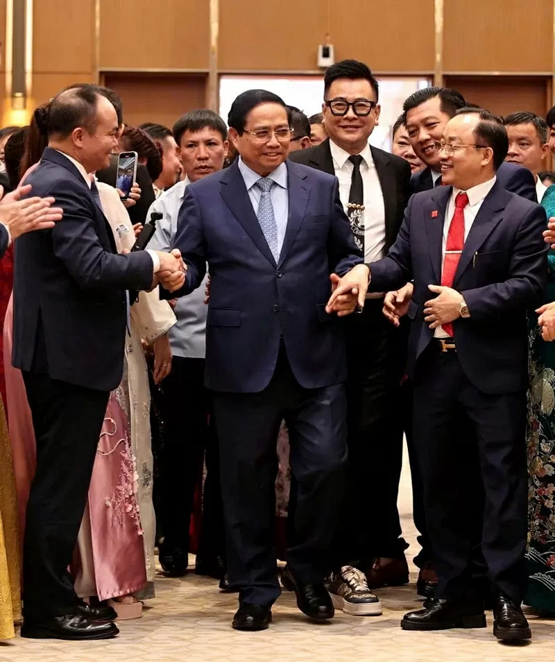 Doanh nhân Phạm Văn Thơ: Người tiên phong hiện thực hóa giấc mơ xe điện 'Make in Vietnam' Doanh nhân Phạm Văn Thơ: Người tiên phong hiện thực hóa giấc mơ xe điện 'Make in Vietnam'