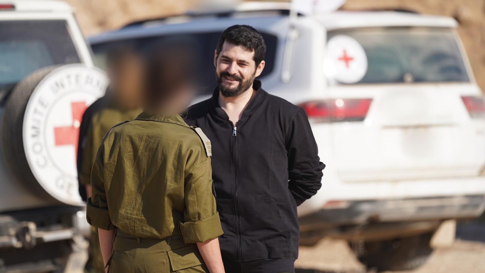 Israel xác nhận phong trào Hamas đã thả 13 con tin cuối cùng còn sống, cộng đồng quốc tế dậy sóng