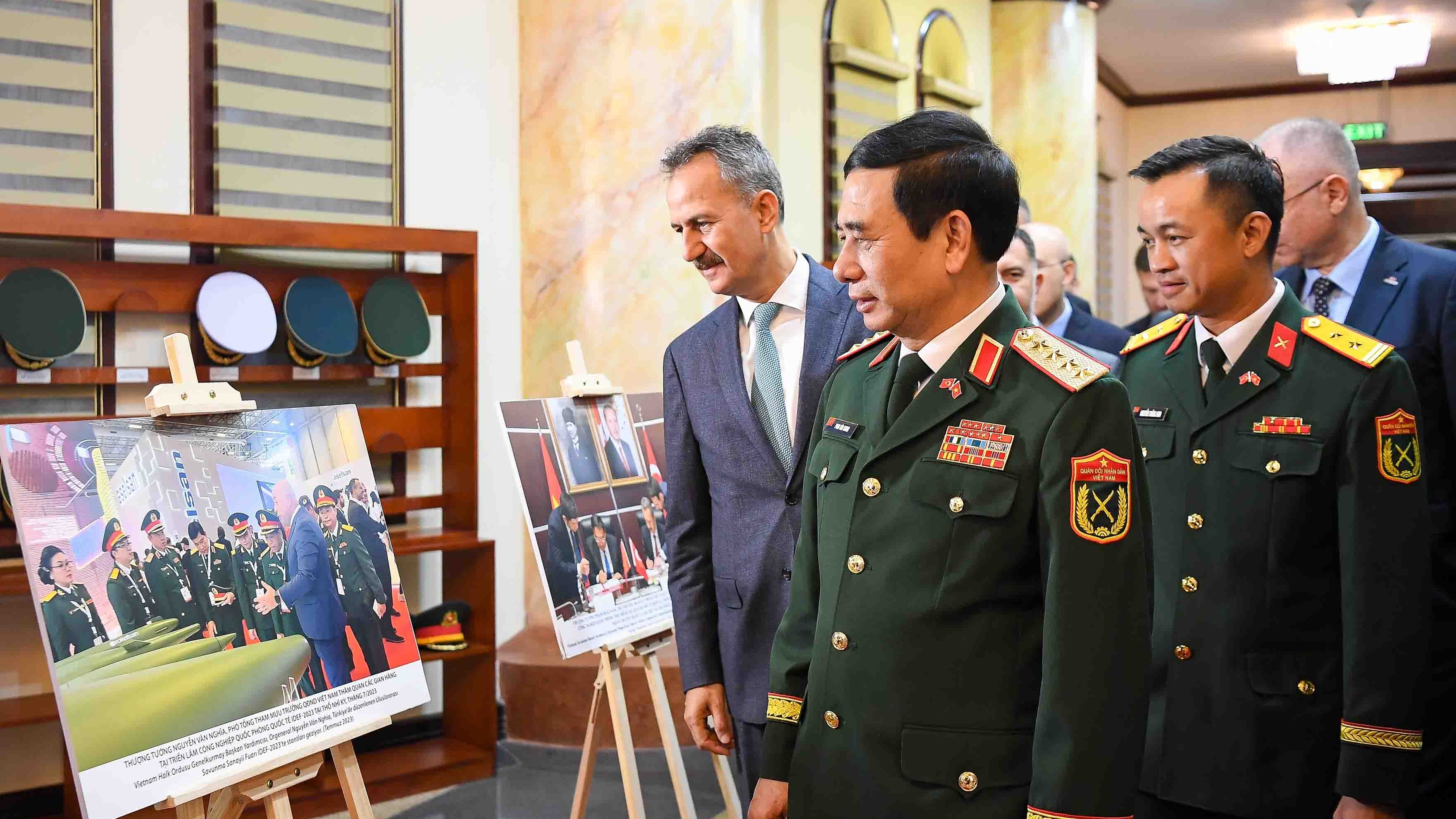 Việt Nam - Thổ Nhĩ Kỳ cam kết tăng cường hợp tác công nghiệp quốc phòng