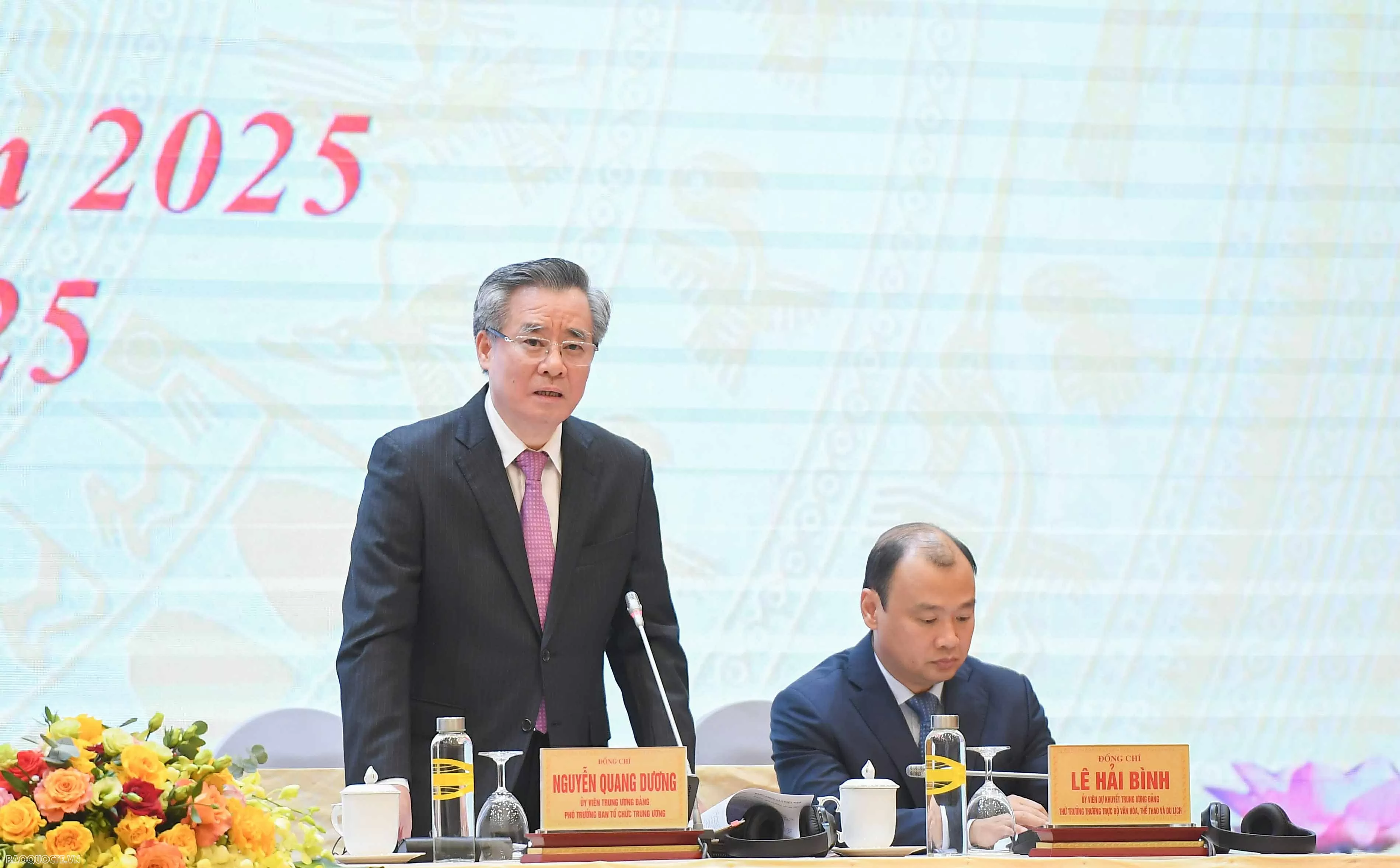 Lấy ý kiến Dự thảo các văn kiện Đại hội XIV: Thể hiện tinh thần Đảng lắng nghe dân, dân tin vào Đảng Lấy ý kiến Dự thảo các văn kiện Đại hội XIV: Thể hiện tinh thần Đảng lắng nghe dân, dân tin vào Đảng