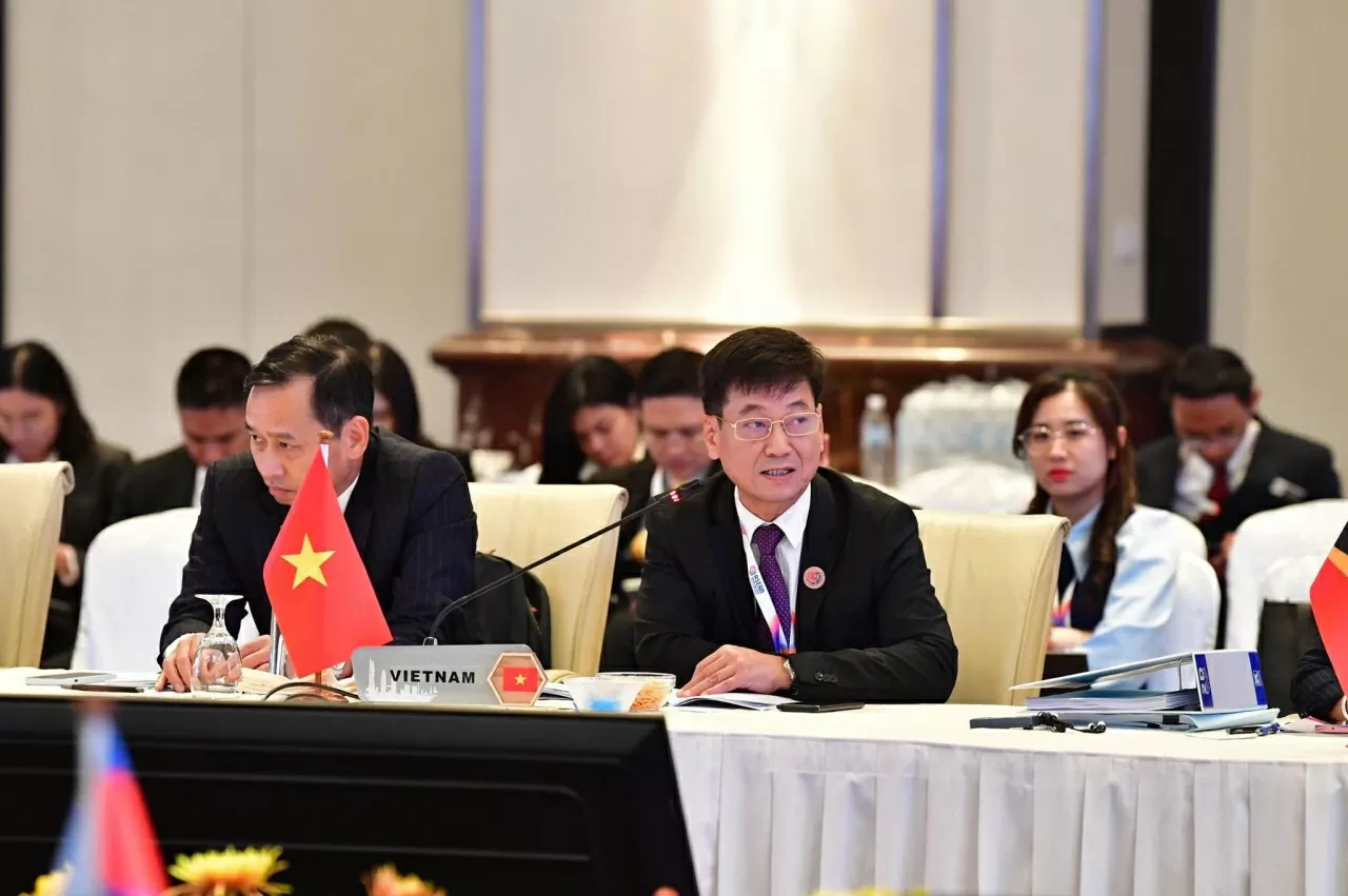 Xúc động và tự hào khi hai tiếng Việt Nam được xướng lên tái trúng cử Hội đồng Nhân quyền Liên hợp quốc Xúc động và tự hào khi hai tiếng Việt Nam được xướng lên tái trúng cử Hội đồng Nhân quyền Liên hợp quốc