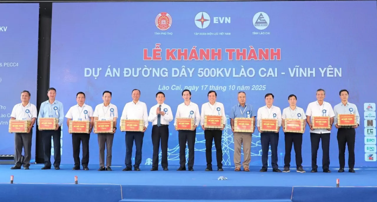 Khánh thành đường dây 500 kV Lào Cai - Vĩnh Yên: Công trình trọng điểm góp phần bảo đảm an ninh năng lượng quốc gia Khánh thành đường dây 500 kV Lào Cai - Vĩnh Yên: Công trình trọng điểm góp phần bảo đảm an ninh năng lượng quốc gia