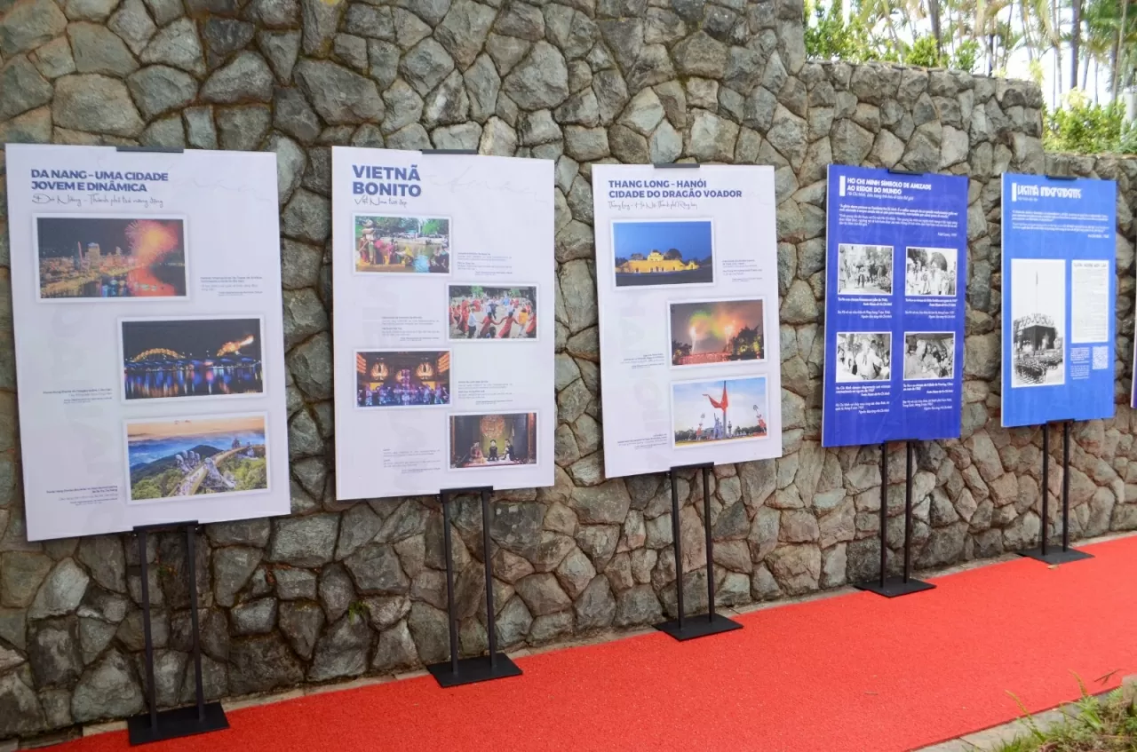 Bác Hồ, Phụ nữ Việt Nam và tinh thần đoàn kết quốc tế Bác Hồ, Phụ nữ Việt Nam và tinh thần đoàn kết quốc tế