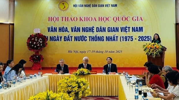 Tìm giải pháp bảo tồn văn hoá, văn nghệ dân gian Việt Nam sau 50 năm thống nhất đất nước