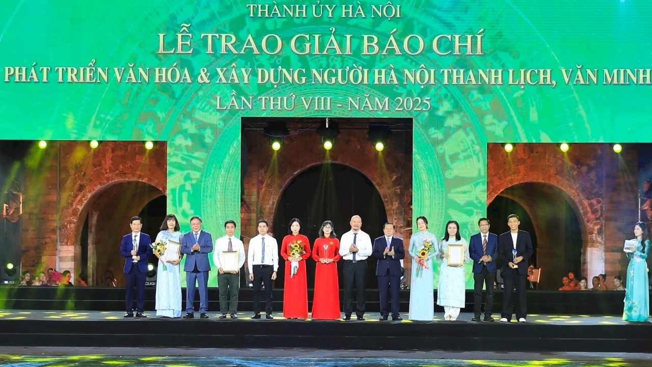 Trao giải cho 33 tác phẩm xuất sắc về văn hóa và xây dựng người Hà Nội thanh lịch 2025